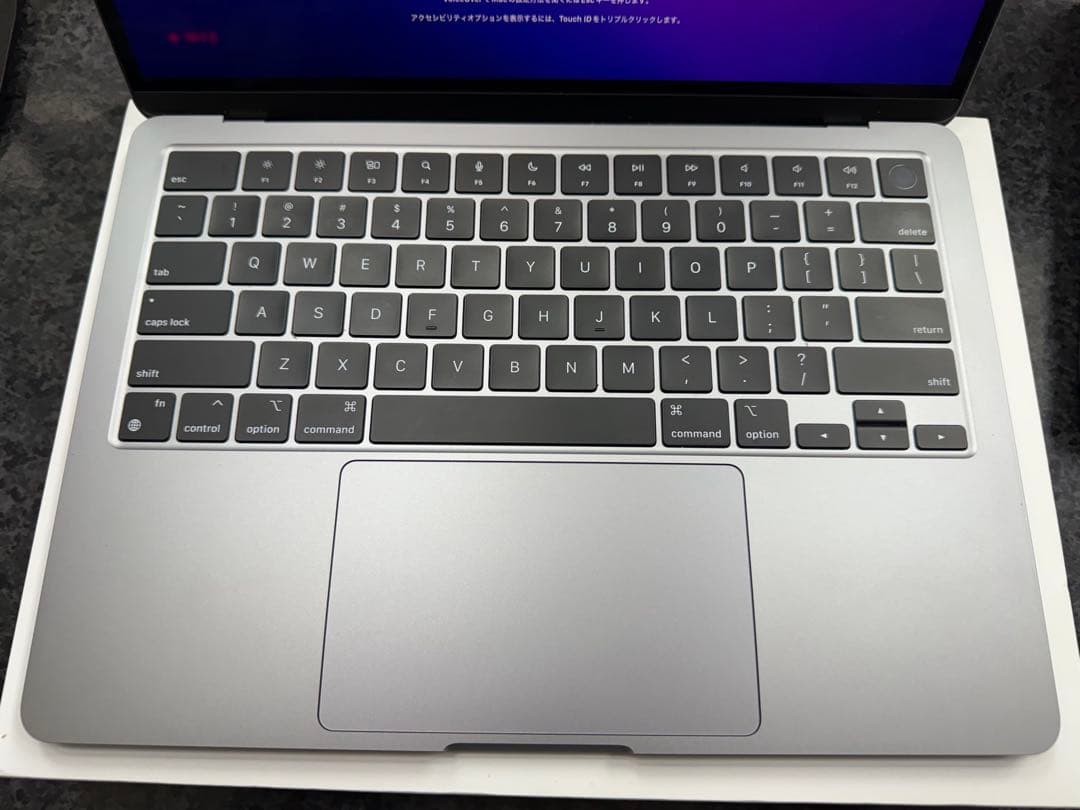 MacBook Air M2 2022 13.6in 512GB bat100％