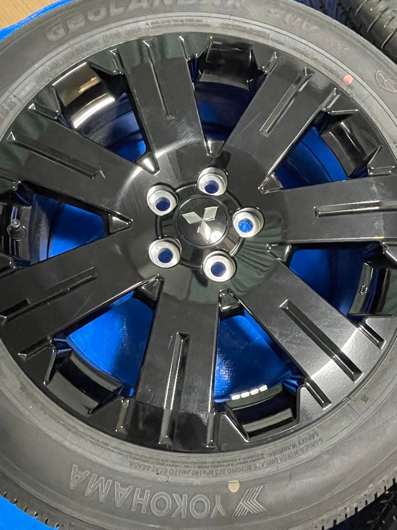 三菱デリカD5 シャモニー タイヤ ホイール【新車外し】1点ずつ出品　（4/4）