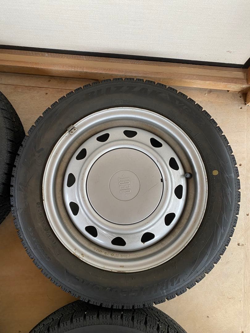 土日限定価格　軽自動車全般　送料込み　バリ溝　スタッドレス　155 65 14