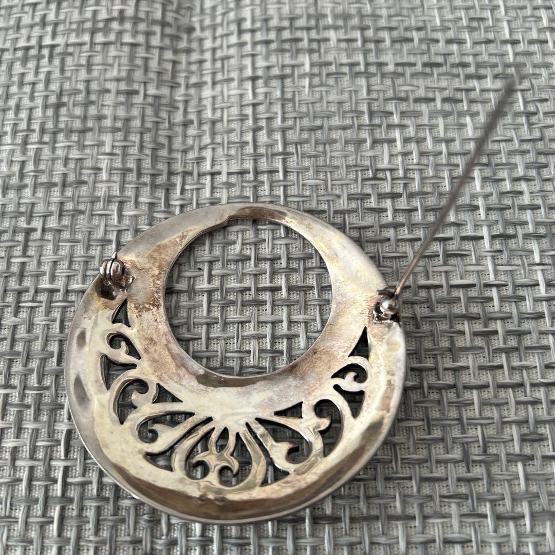 マルカジトブローチ