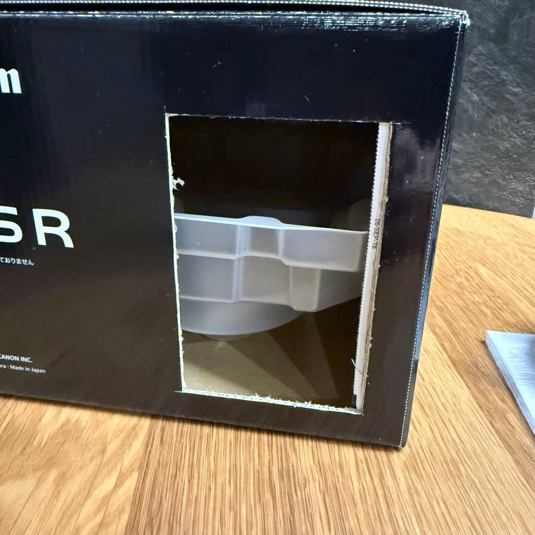 【美品】Canon EOS R ミラーレス一眼カメラ 本体 /外箱あり