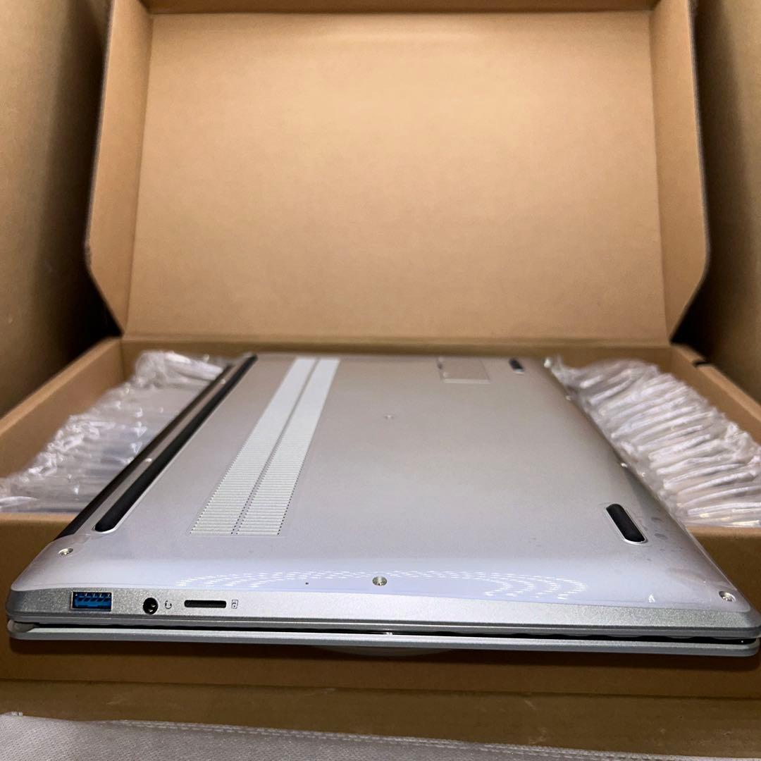 ノートパソコン　16G+512GB シルバー