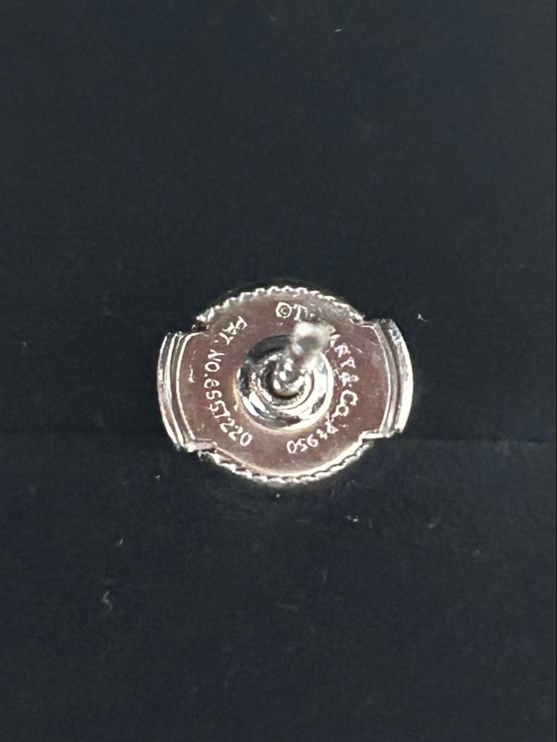 ティファニー　ダイヤモンドピアス片耳　プラチナ