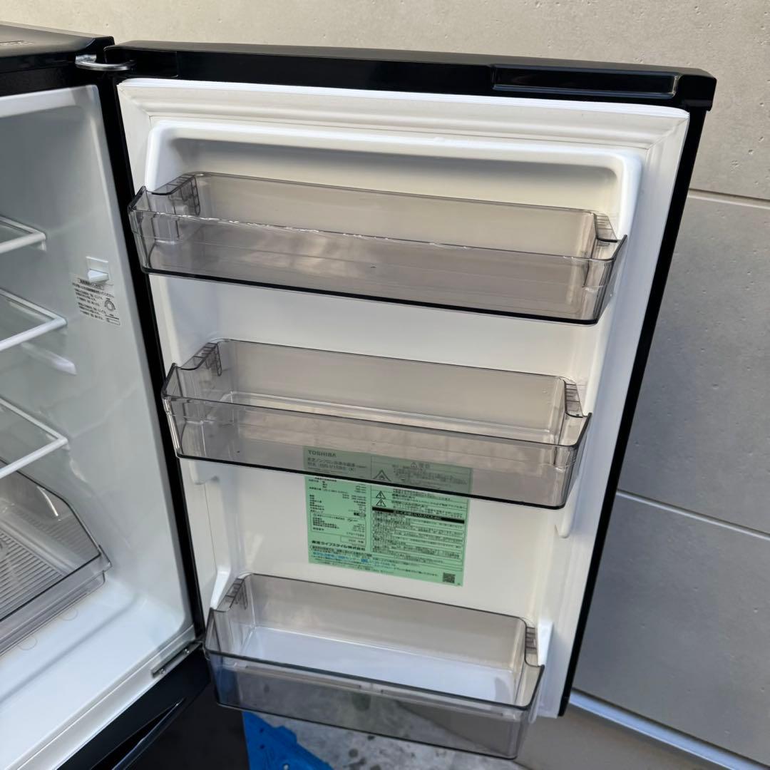 226⭐️2024年製美品★東芝　冷蔵庫　ブラック　黒　自動霜取り　一人暮らし