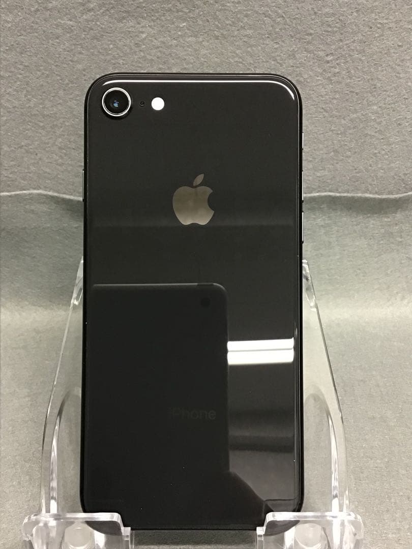 美品 国内版 SIMフリー　iPhone8 64GB スペースグレイ色