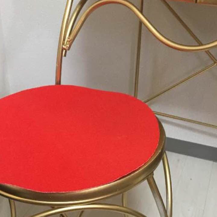 金色のラグ的ドレッサー早い者勝ち 値下げしま