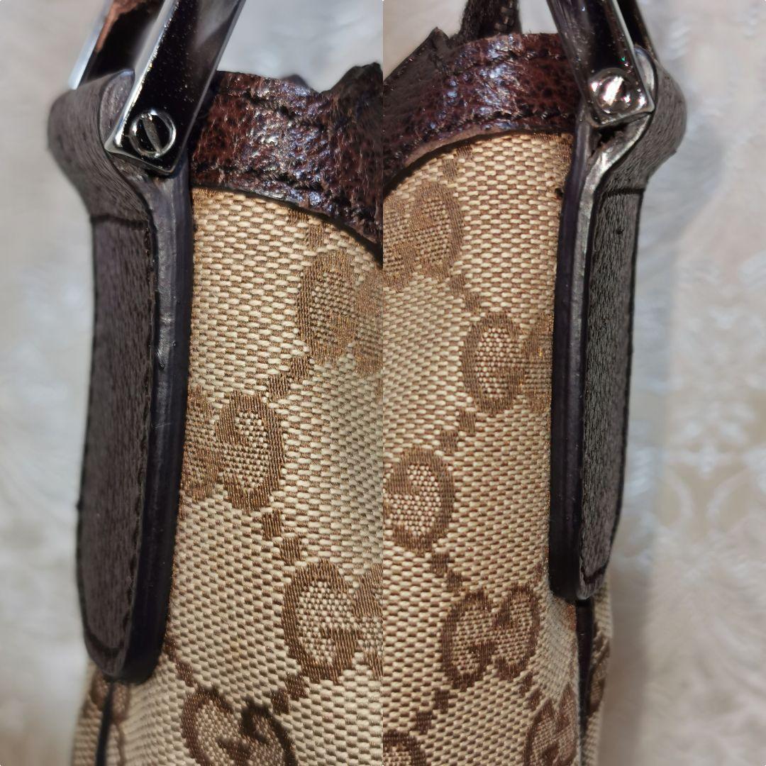 美品　GUCCI　GG　キャンバス　ショルダーバッグ　斜め掛け　カーキベージュ