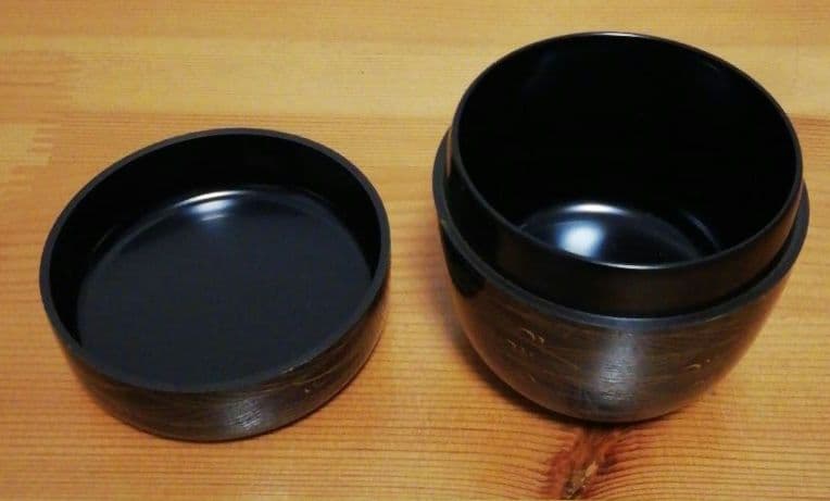 前志芸男作　沈金　波千鳥　蒔絵　共箱　共布　茶道具