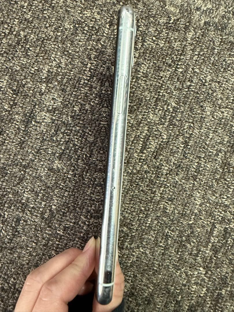 Apple iPhone 11 Pro シルバー 本体 ジャンク品