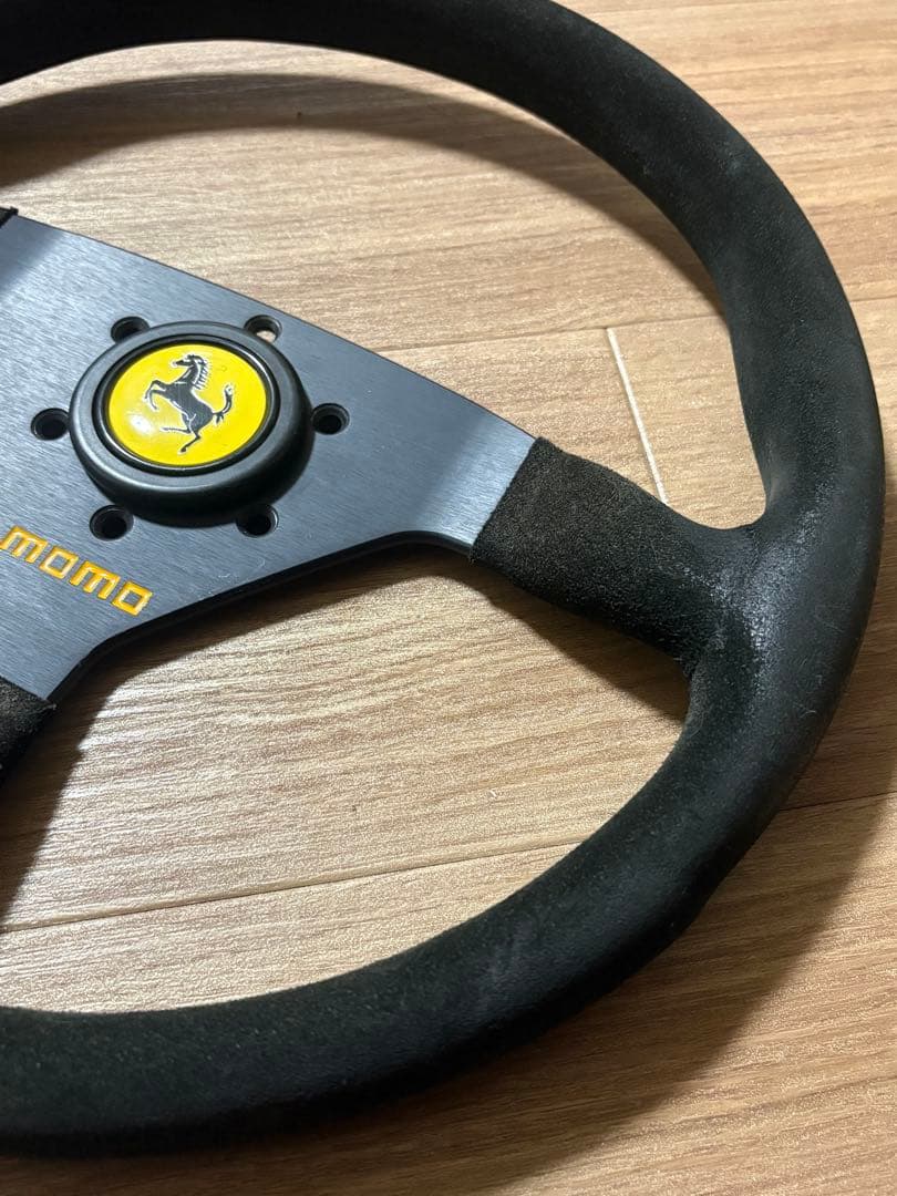 MOMO FERRARI 35パイ