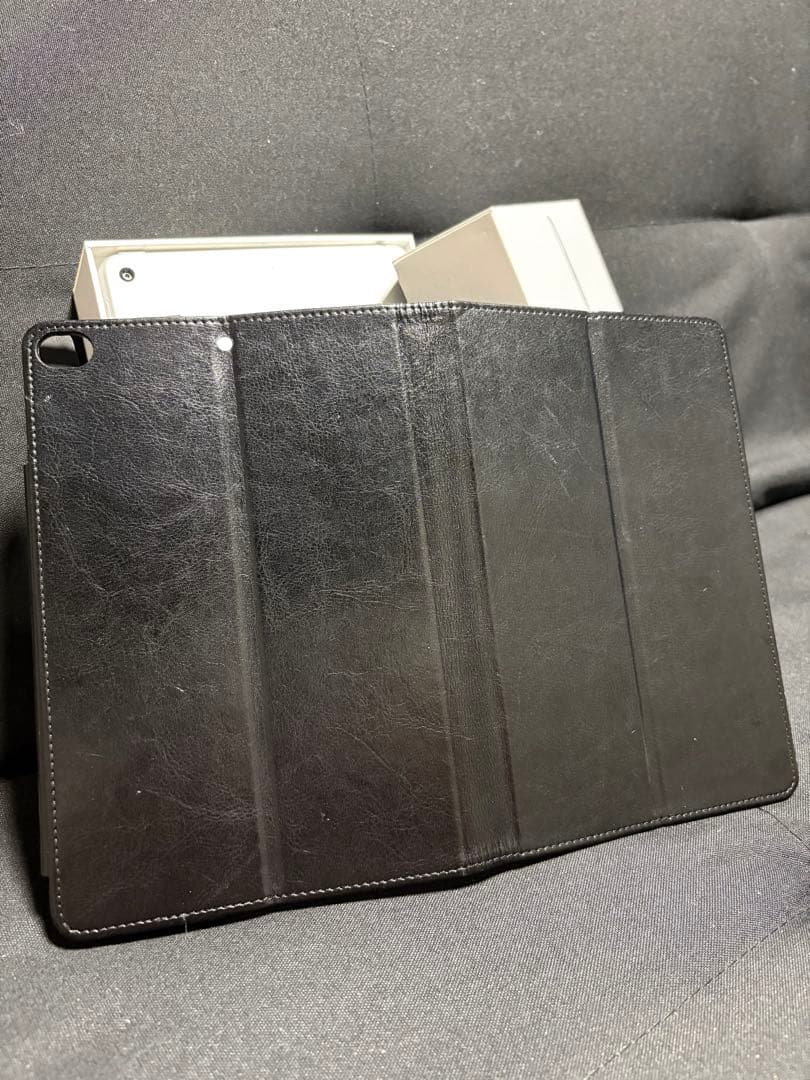 iPad mini Wi-Fi 64GB シルバー（第5世代）＋黒ケース付き