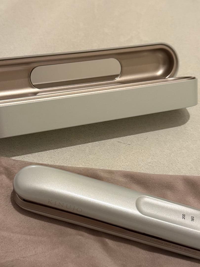 KINUJO ストレートヘアアイロン ケース付き