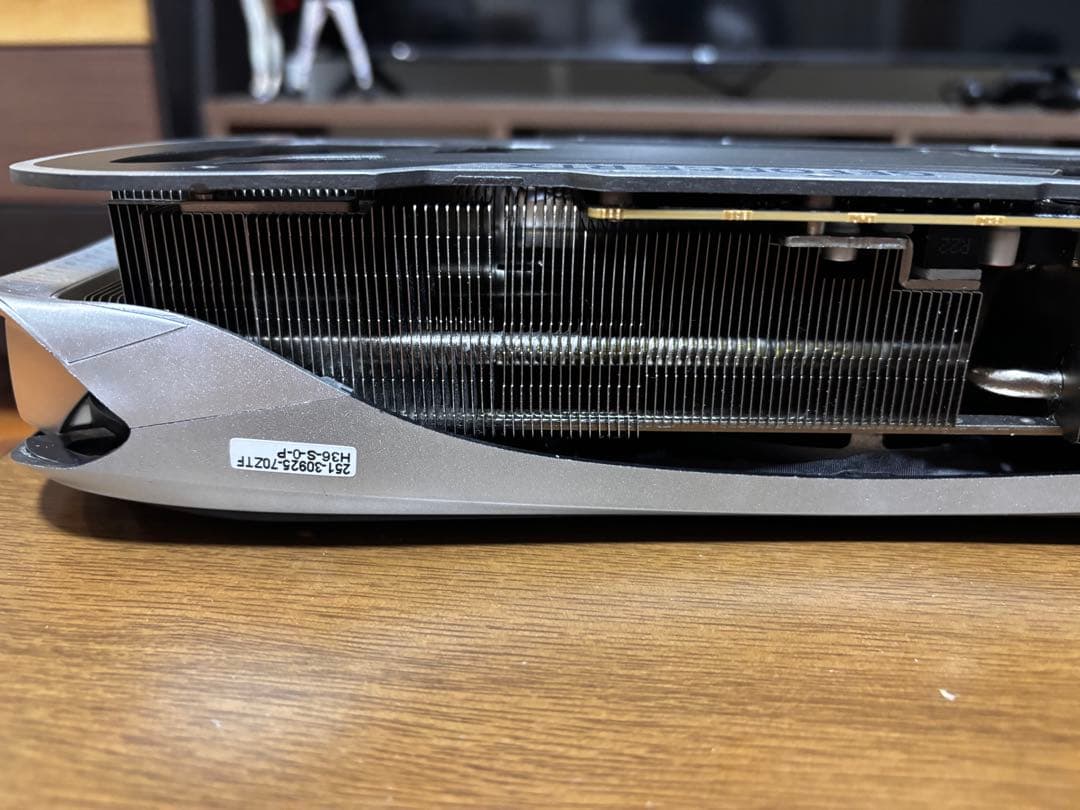 グラフィックボード・グラボ・ビデオカード ZOTAC GeForce RTX 4090 amp airo