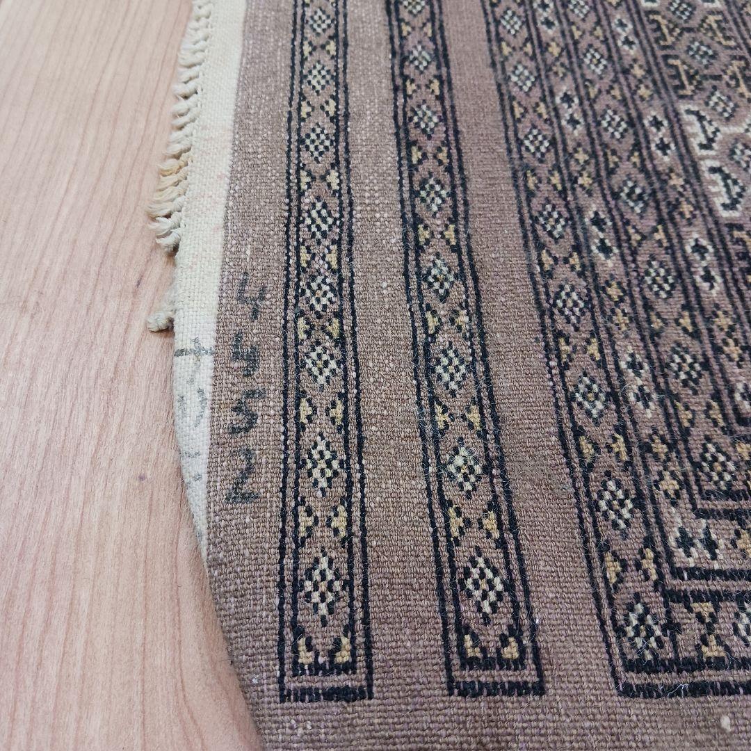 Y3080 パキスタン絨毯 ウール 手織り 193×125㎝ トライバルラグ