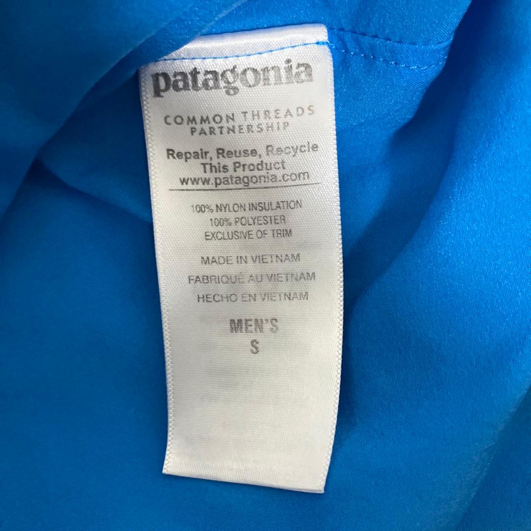 【人気】Patagonia ナノエアフーディ tech atom グレー