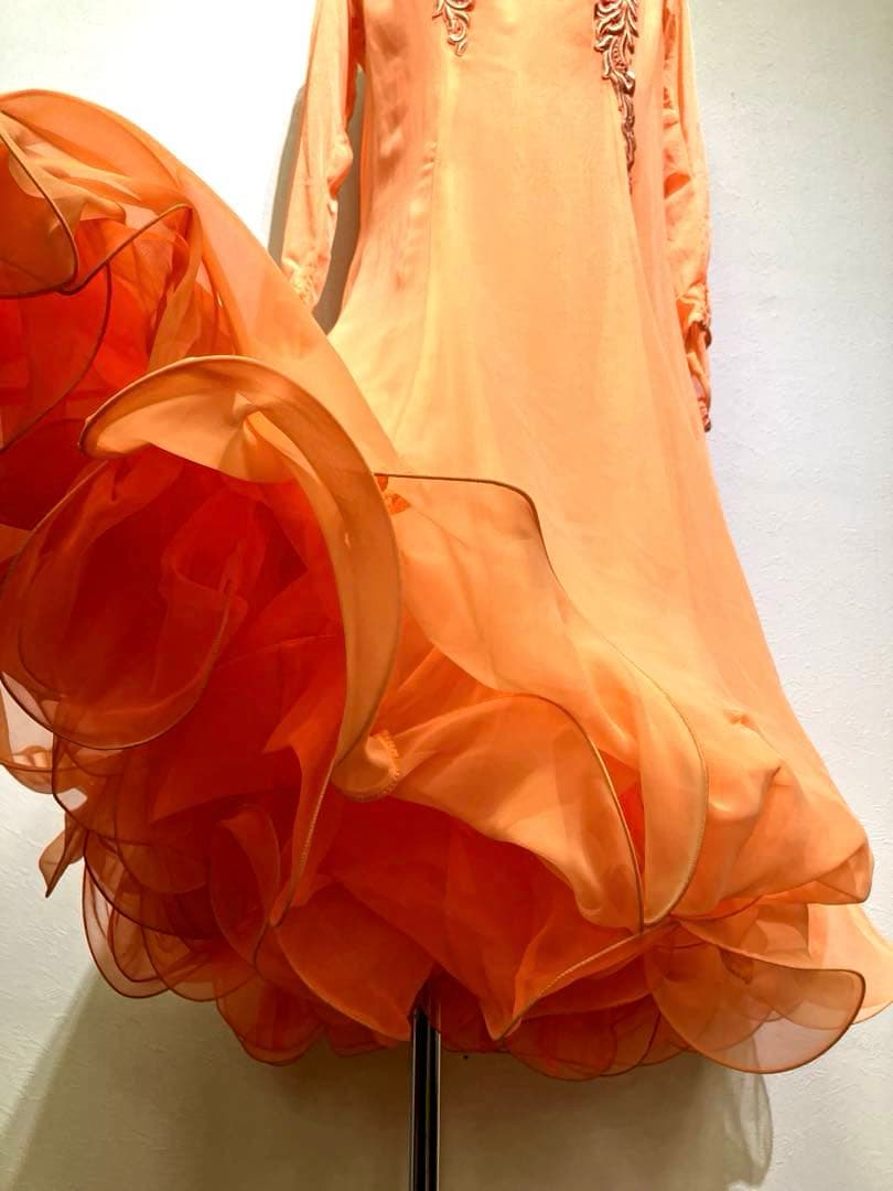 社交ダンス　スタンダードドレス　モダンドレス　オレンジ　スパンコール　刺繍