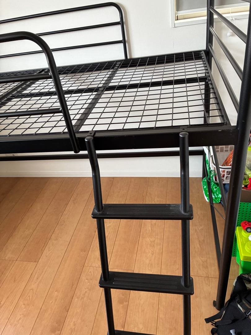 ニトリスチールミドルベッドセパタ ロフトベッド 黒 取り扱い説明書付※みー