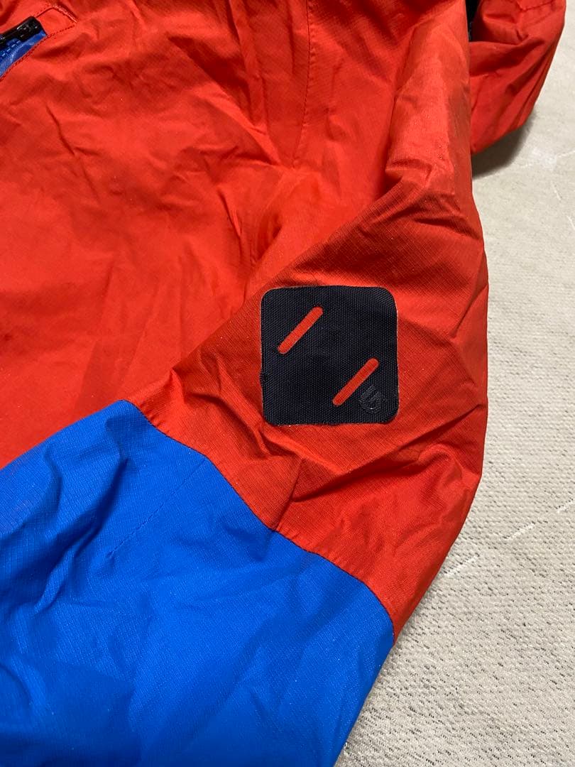 バートン　スノボ　スノーボード　ウェア　ジャケット　ポケッタブル　リュック　携帯