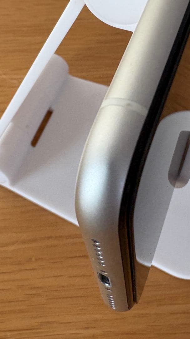 【美品】iPhone11 128GB ホワイト SIMロック解除済