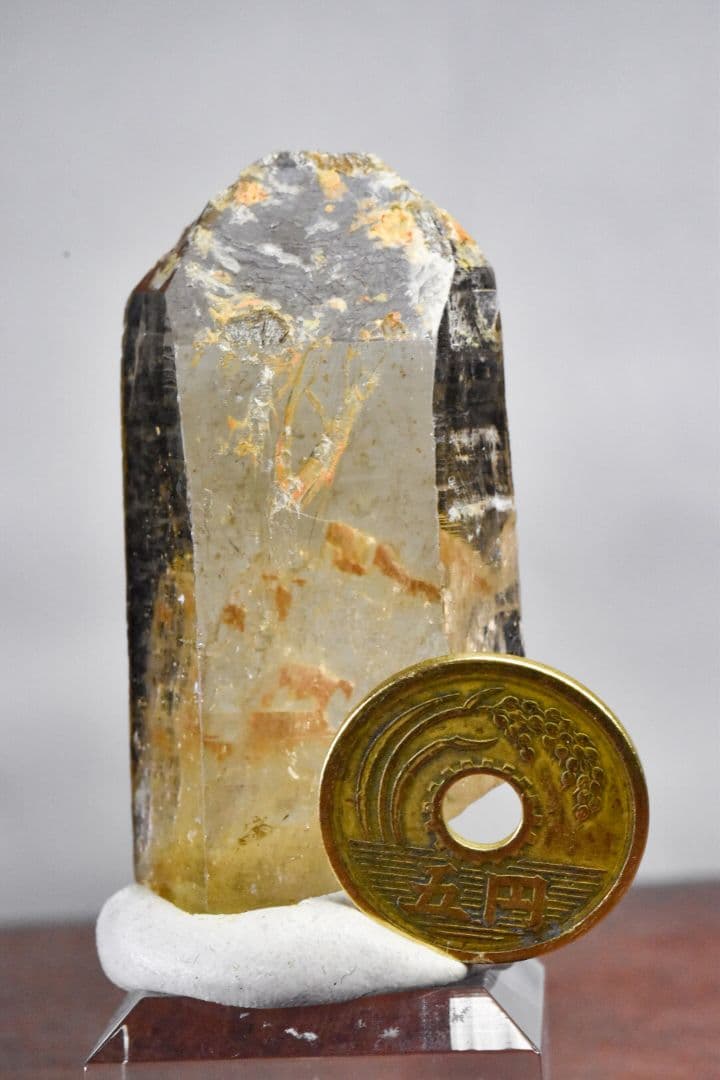 本邦初！ タンザニアルヴマ州Songea地区産 スモーキーシトリン原石1