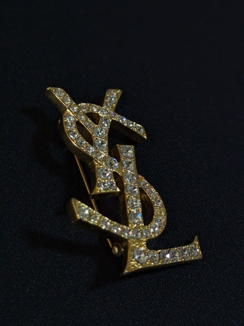 【1度のみ使用】イブサンローラン YSL ゴールド ロゴ ブローチ