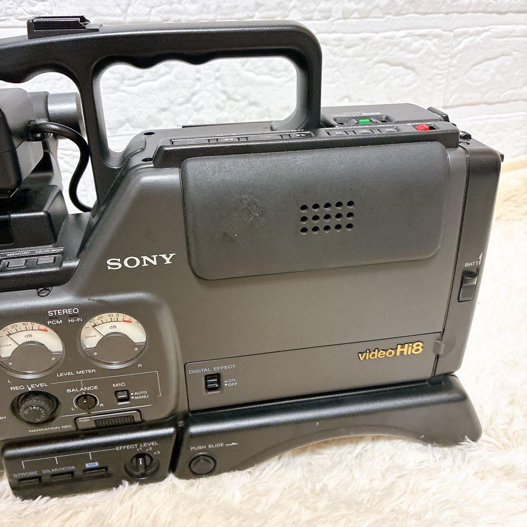SONY ソニー 8ミリビデオカメラ CCD-V5000　ジャンク 付属品付き