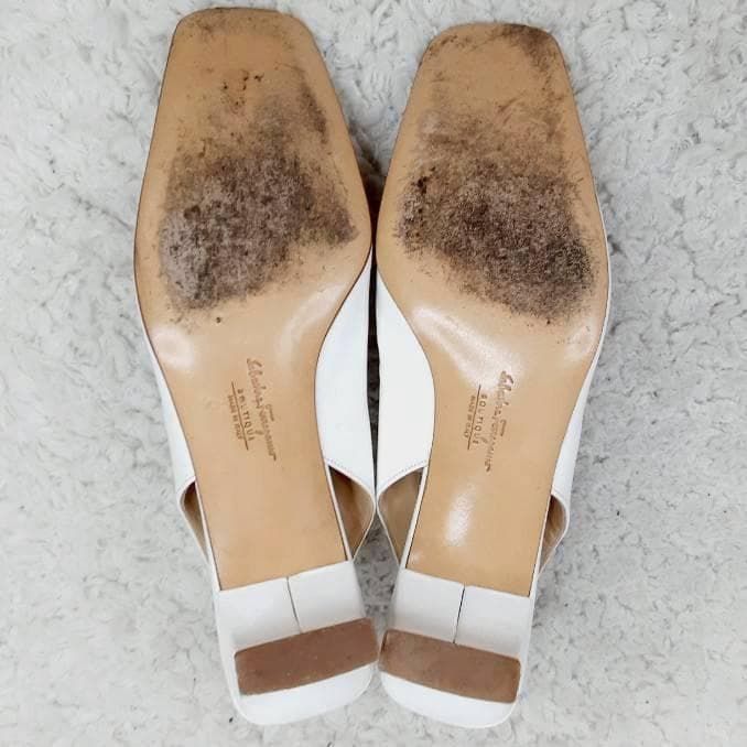 美品 23㎝◎フェラガモ ミュール ホワイト 白 ガンチーニ金具付き