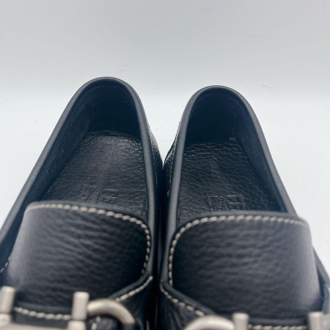 サルヴァトーレフェラガモ ガンチーニ ビット ドライビングローファー シボ革 黒