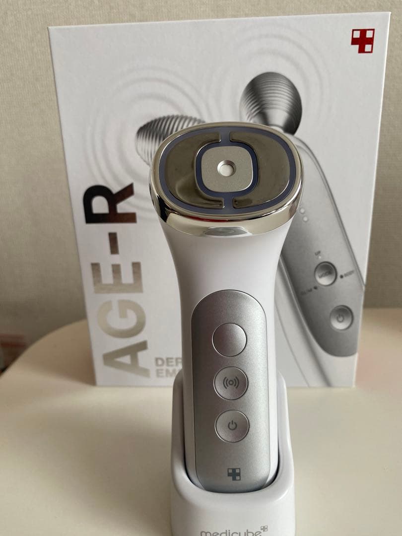 メディキューブ AGE-R美顔器 3点+おまけ付き