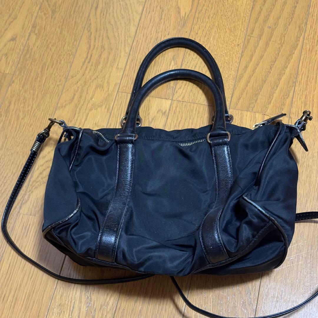 PRADA バッグ　ナイロン　ブラック