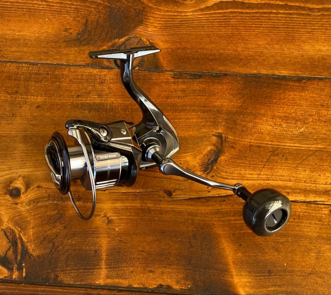 新品未使用　スピニングリール　6000番　ジギング　ショアジギング　シーバス