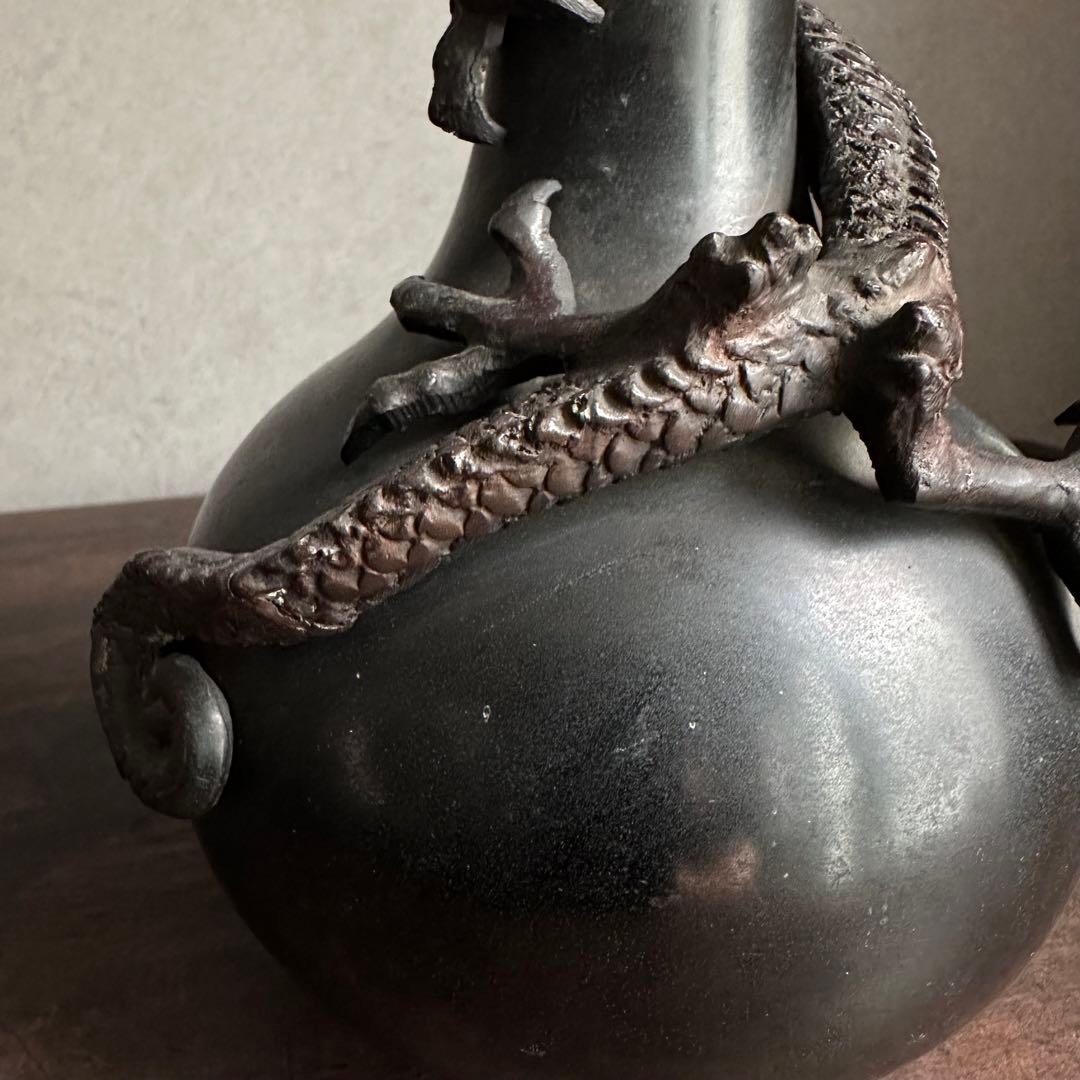 【希少】　古銅　銅製　鉄龍巻　龍巻花瓶　雄峰造　雄峰在銘　花入れ　高岡銅器　小