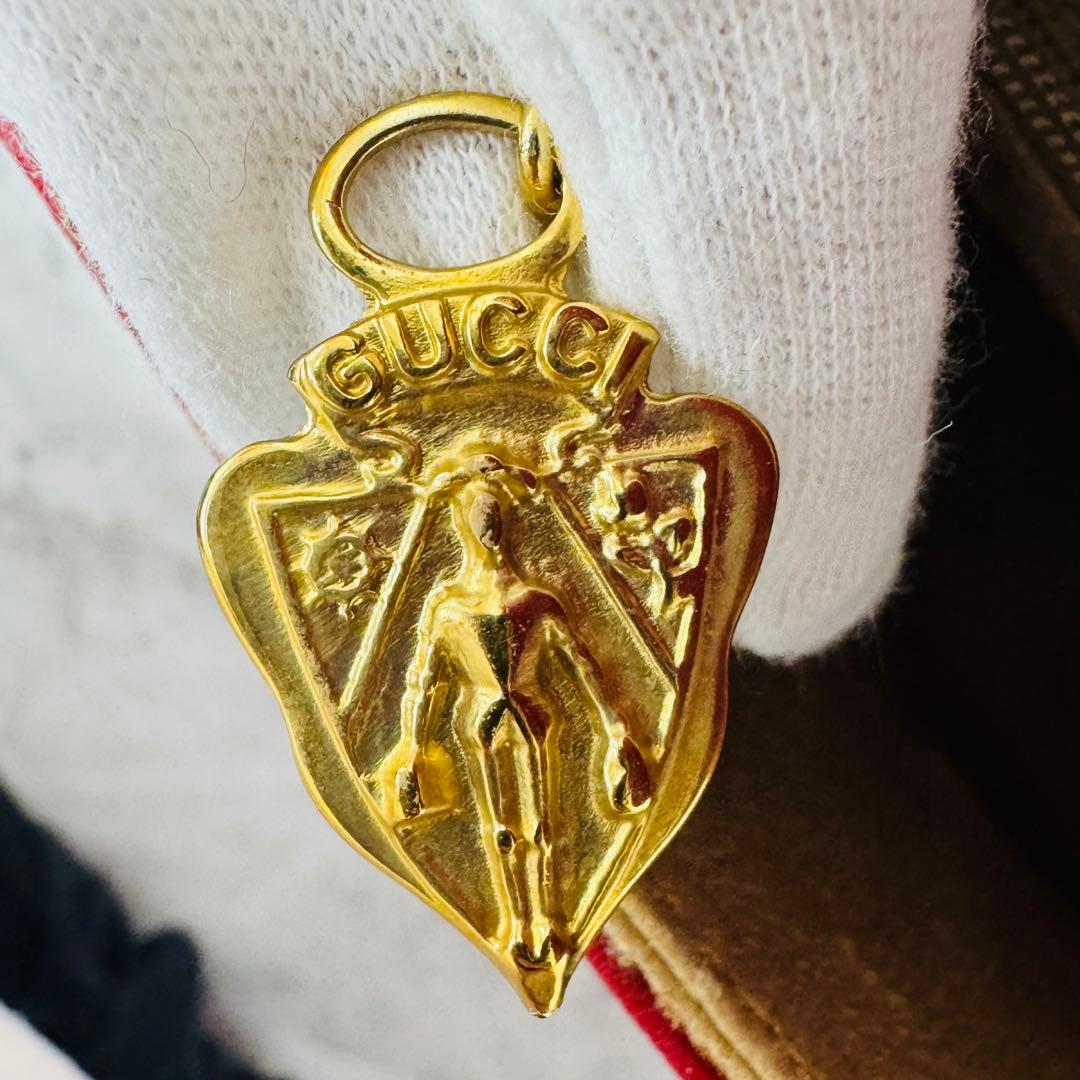 ✨GUCCI✨グッチ✨レッド✨ヴィンテージ✨ショルダーバッグ✨
