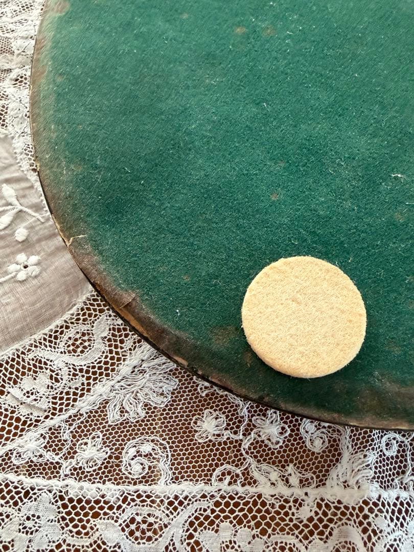 希少 フランスアンティーク お花のメダイヨン オーバルフレーム ドームガラス