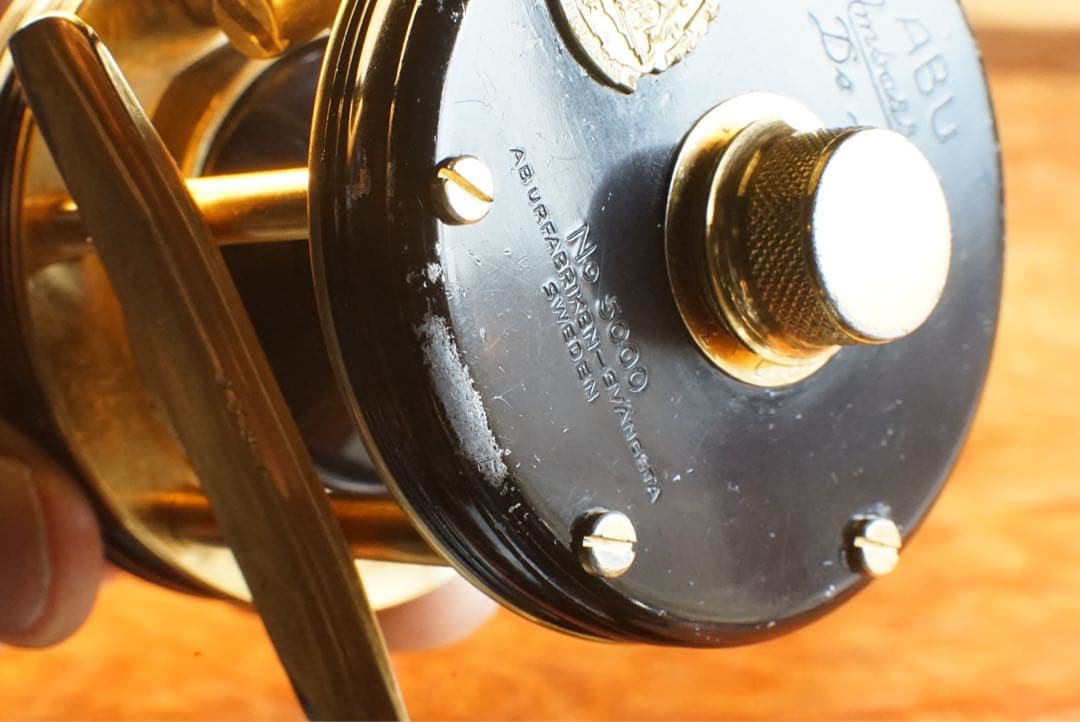 ABU アンバサダー 5000 デラックス メンテ済 フレーム修正済