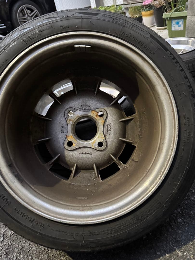 も*ー様 トスコホイール　8J-18.8J+-0　114.3 4H 4本セット