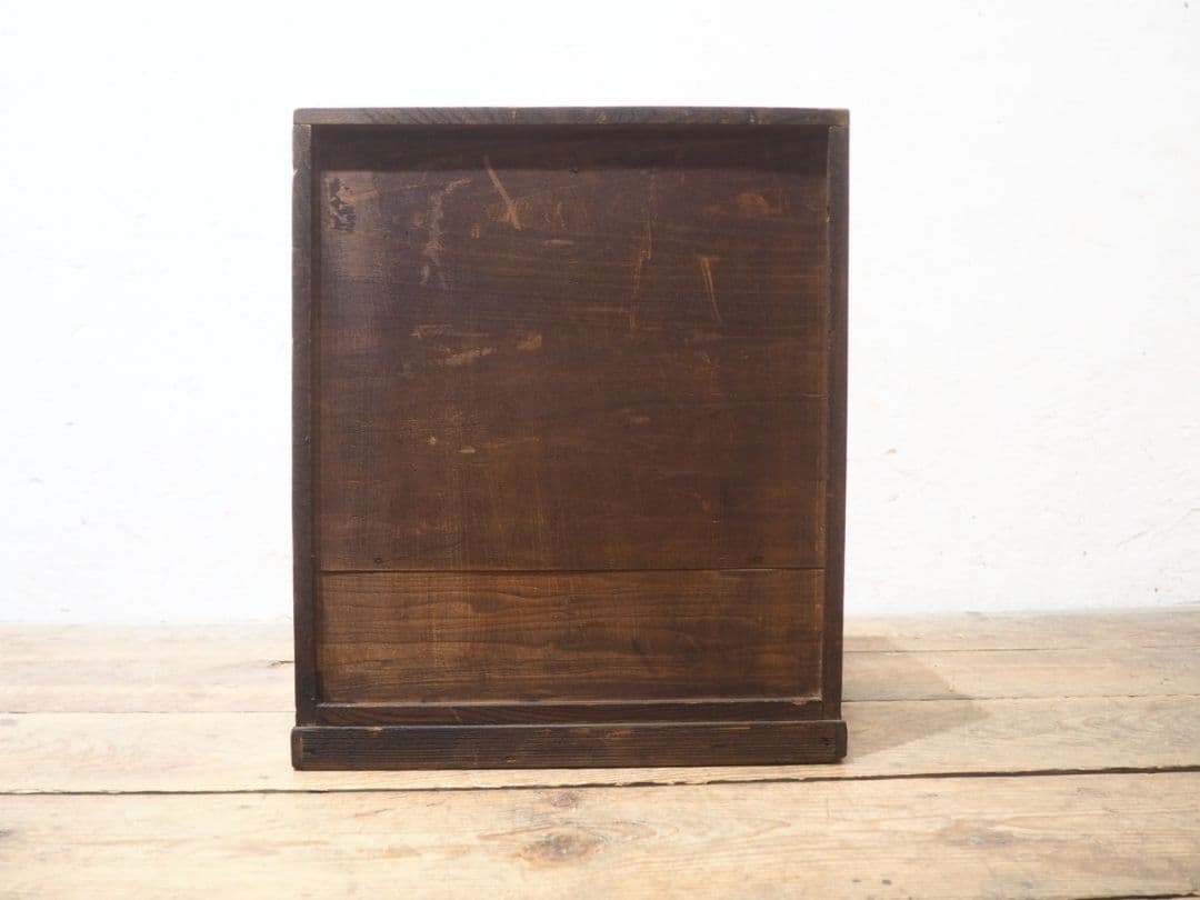 1275 アンティーク　ケンドン扉の収納棚　展示台　ケース　古家具　レトロ　金具