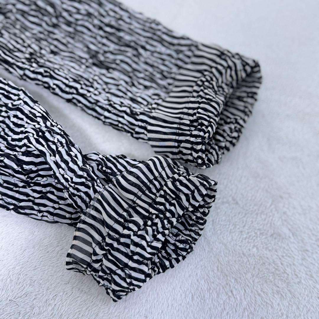 ISSEY MIYAKE プリーツ　ブラウス　変形　白　黒　長袖　Mサイズ