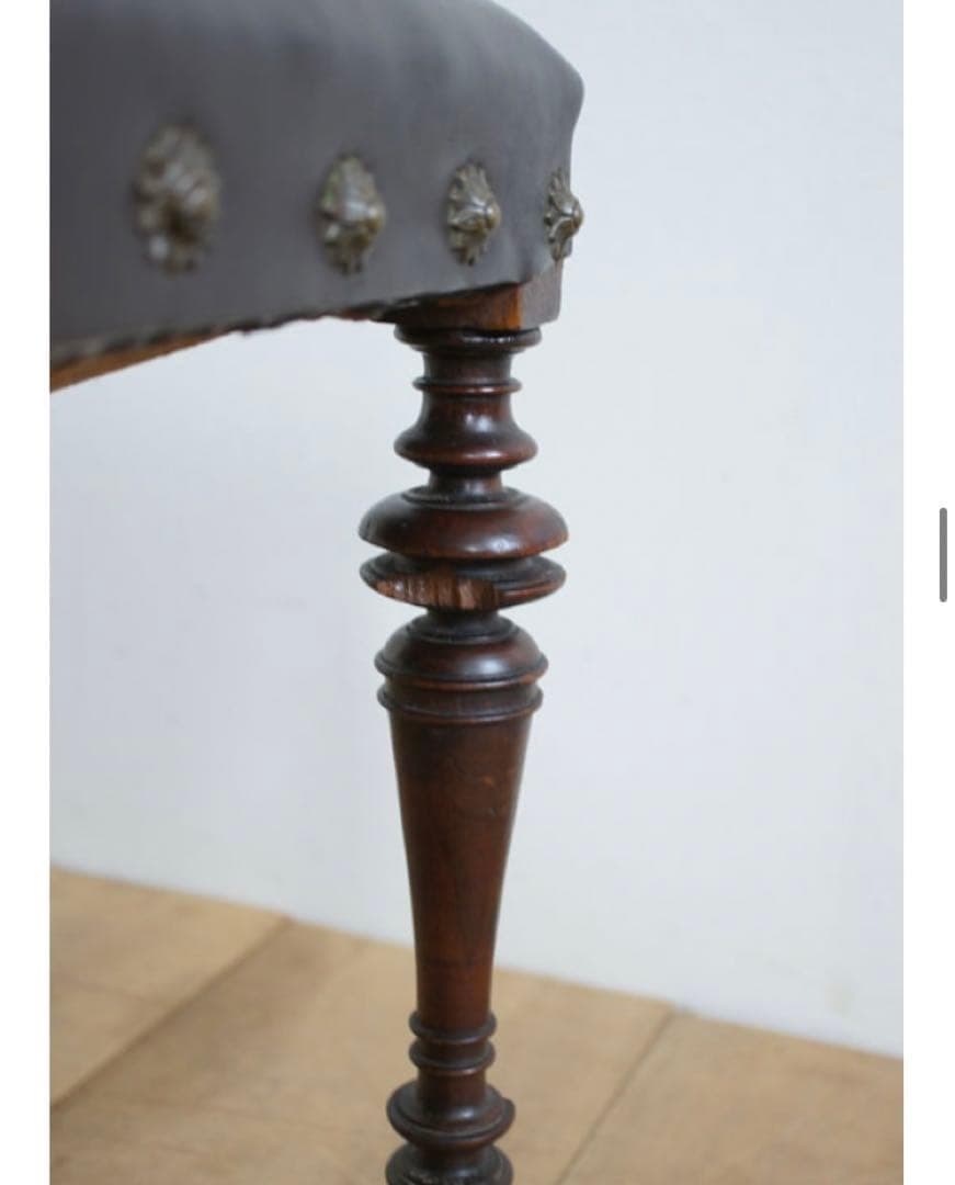 ポルトガルレザーチェア.c1 ディスプレイ用　リペア