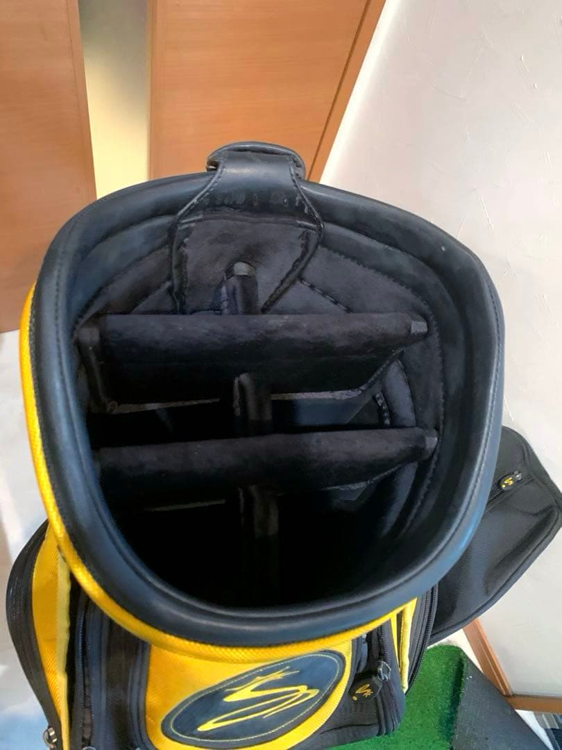 コブラ　COBRA キャディバッグ　３点式　ツアースタッフ