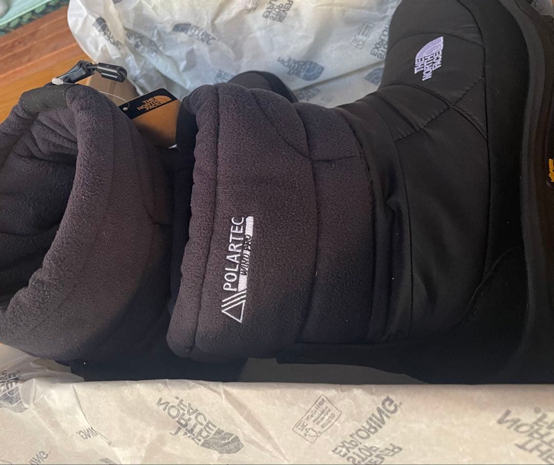 新品ノースフェイススノーブーツDetachable Nuptse Bootie