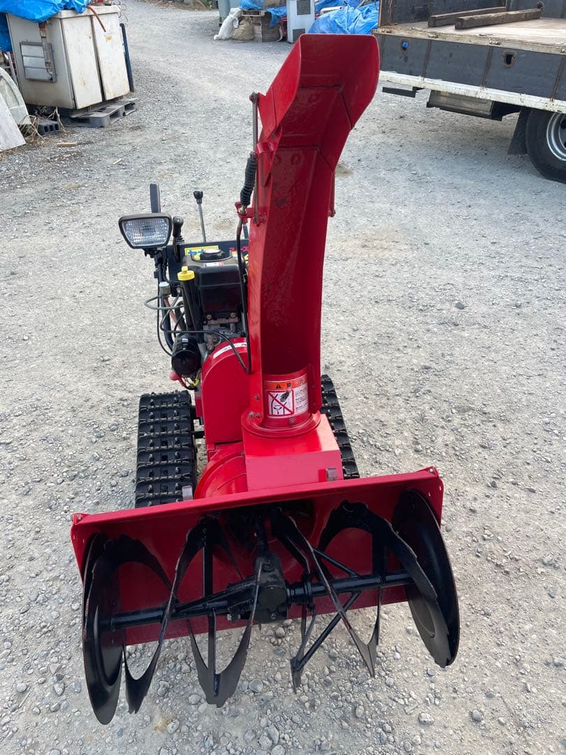SSS先生にご購入いただきました。 ヤナセ除雪機　8-9G　　中古品