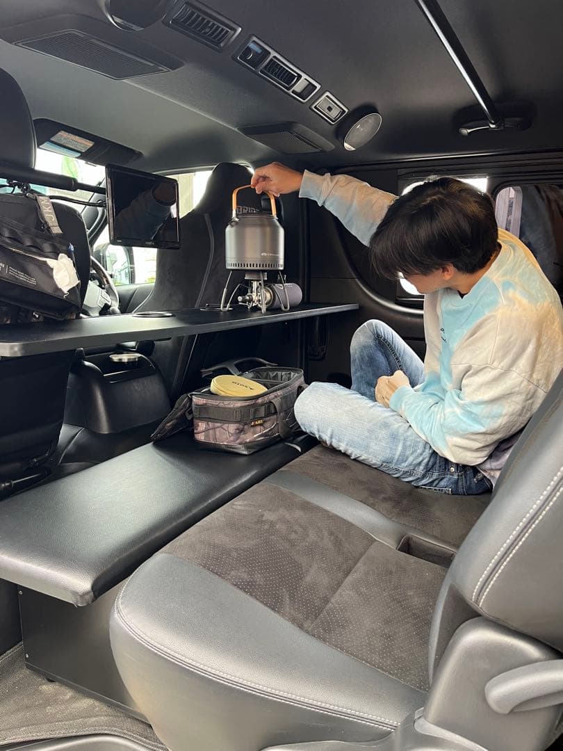 m.o.kamesanさん予約 ハイエース　折り畳み　セカンドテーブル　金具のみ