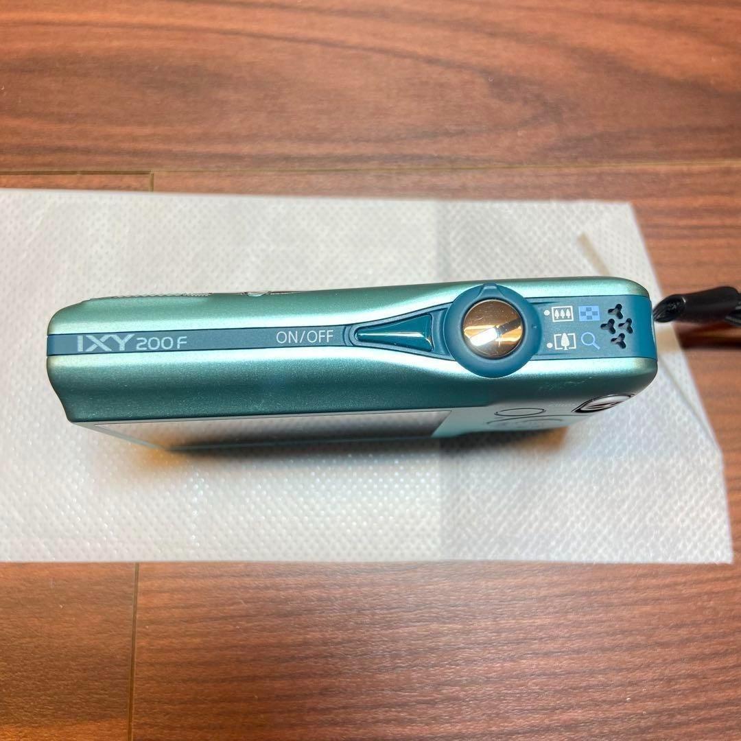 Canon IXY 200F デジカメ ほぼ新品 3736