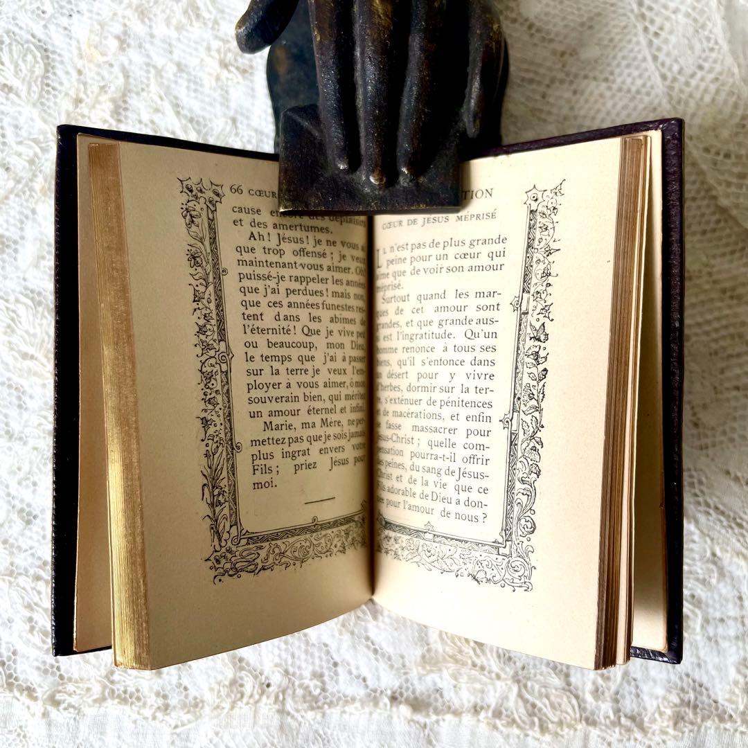 19世紀の小さな本　1892年　ミニブック　レザー金彩祈祷書フランスアンティーク
