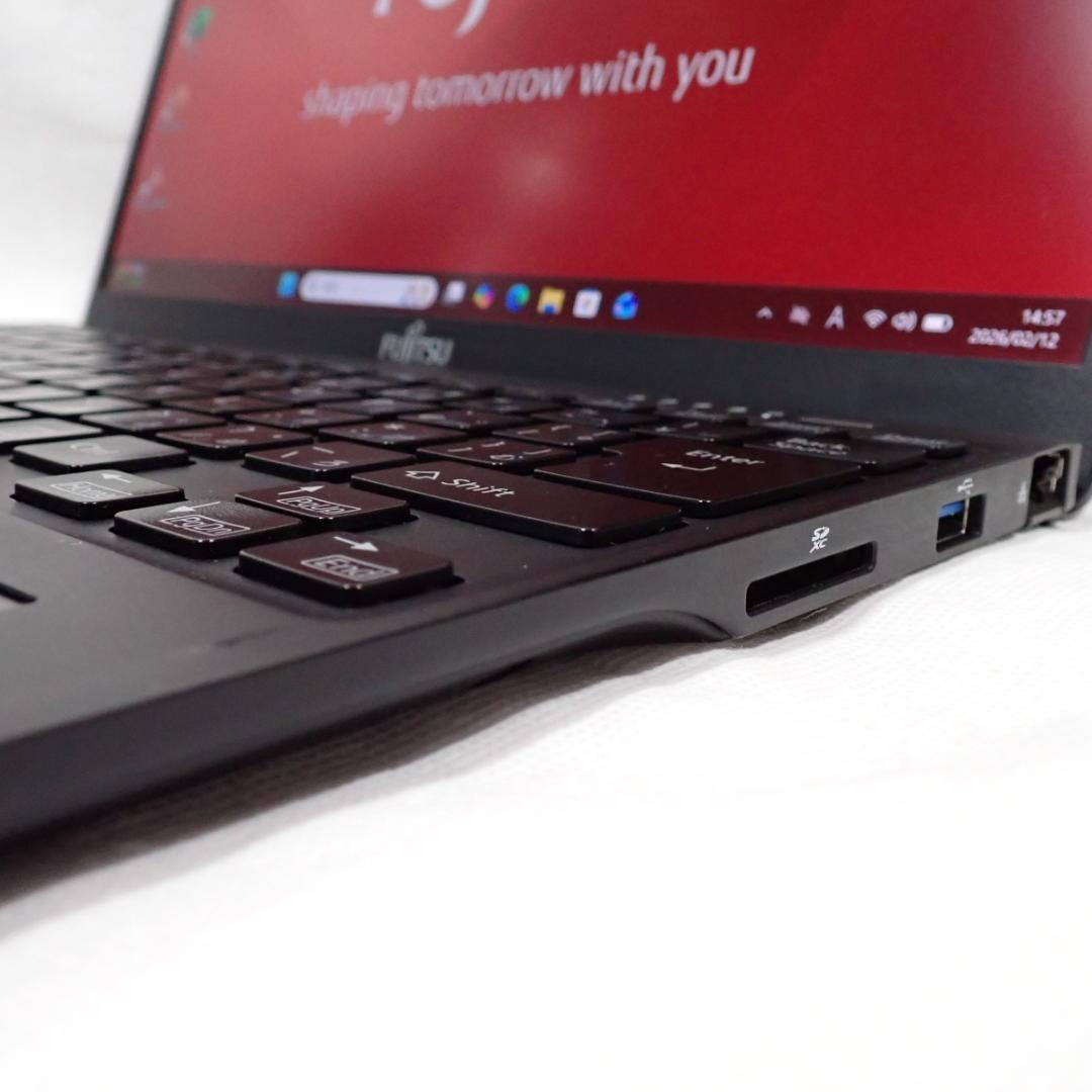 【超軽量・高速】Core i5 第11世代 富士通 8GB 256GB