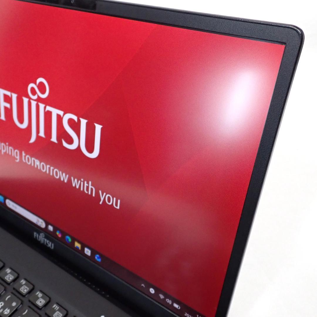 【超軽量・高速】Core i5 第11世代 富士通 8GB 256GB