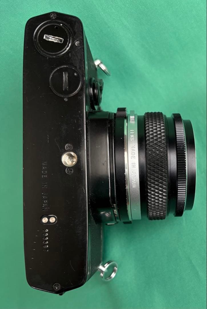 ★ OLYMPUS OM-2N BLACK + 広角レンズ 28mm