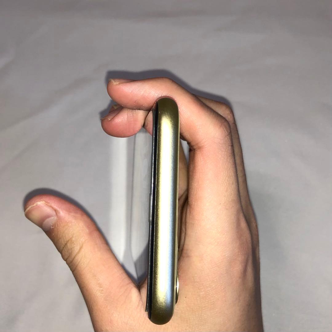 iPhone 11 イエロー 128GB