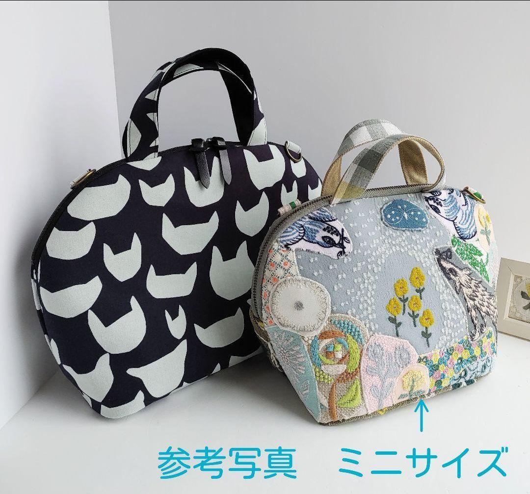 ミナペルホネン　swing camellia　バラードパッチ　ミニサイズ